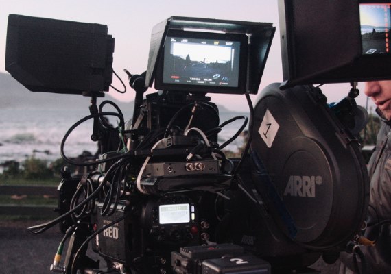 AE/Pr数字转胶片视频调色插件FilmConvert Pro Win/Mac破解版